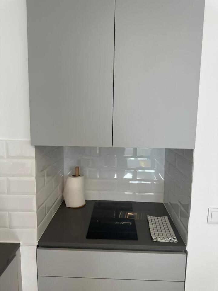 Stylish Renovated Apartment In Chiado Lissabon Exterior foto